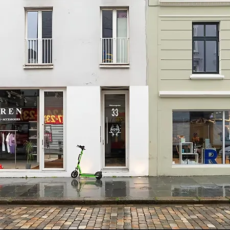 In Center * Bergen